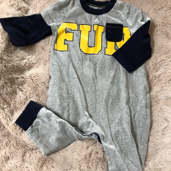 GAP Other - ✨4 for $22✨Baby Gap 6-12 Months “Fun” One Piece